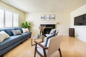 Spacious 5B/3BA w/ Master Suite - 30 Mi from LAX - Image 3
