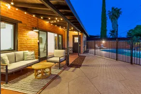 Tucson Pool Home Sleeps 10 - 2 Miles to U of A - Image 2