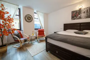 Old Town Suites Brașov - Image 3
