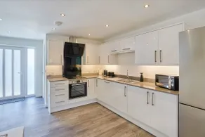 2022 New Pet Friendly House In Central Hayle (3) - Image 3