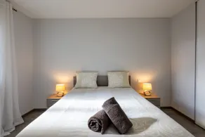 L'Évêché | Spacious 2-bedroom, 1-bathroom, Duplex in Hypercentre - Image 2