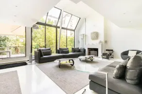 Who needs a tropical garden in Paris? - Image 4