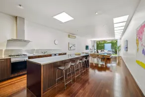St Kilda Style - Stunning 3 Bedroom House - Image 3