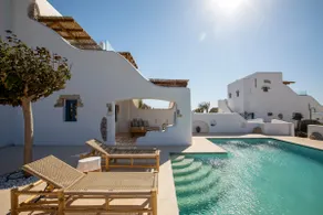 Blue Pearls-Adults Only Luxury Suites - Image 3