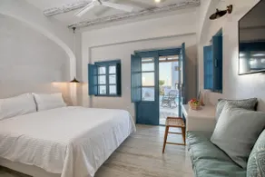 Blue Pearls-Adults Only Luxury Suites - Image 2