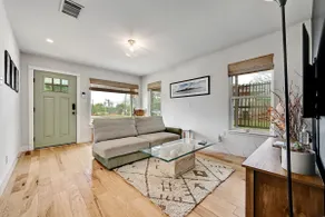 ! Hip South Austin Bungalow with Pool & Backyard ! - Image 2