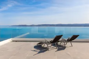 Beachfront Holiday Home - Private Heated Pool - Image 3