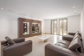 Spectacular 375 SQM at Mamilla Mall - 4 bedroom - Image 2