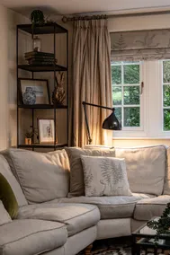 Cosy Cottage with Countryside Views & Log Burner - Image 2