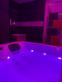 L'AS de Coeur – Overnight stay with hot tub - Image 3