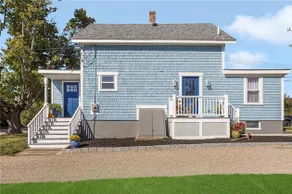 Ocean View 3 Bedroom with Parking - Image 2
