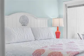 Scenic Caswell Beach!Clean+Convenient+Sleeps 8 - Image 2