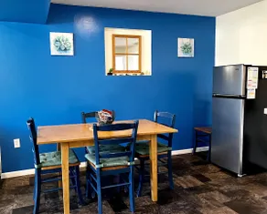 Vermillion Vacation: A Comfy Home Away From Home - Pet Friendly - Image 5