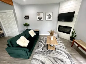 Modern Downtown Studio - FullyRenovated 1bed/1bath - Image 2