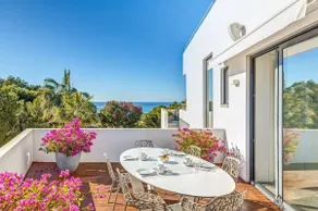 Luxury villa to fall in love with - Image 4