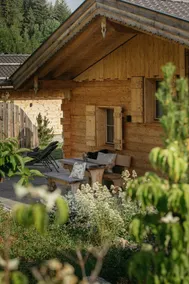 luxury chalet with private jacuzzi and sauna - Image 4