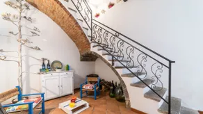 In Barberia Milis-Cozy Corner - Image 3