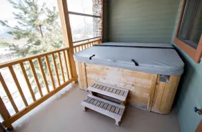 23 Sullivan Stone, Ski In/Out Condo-Hot Tub & Golf - Image 4