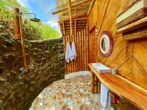 Cabin - amazing ocean and rainforest views - Image 4