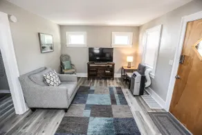 Cottage at Orchard Park Village - Image 2