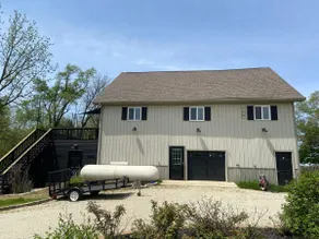 Rustic Converted Barn 1- Bedroom open floor plan - Image 3