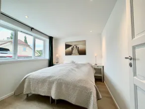 Large apartment (100 m2) with free parking - Image 2