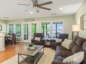 Babo's Bungalow on Lake Martin - Image 3