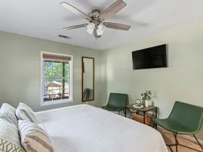 Babo's Bungalow on Lake Martin - Image 5