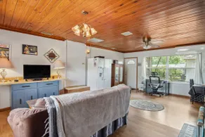 Tranquil Apartment near Metro Lagoons/Skydive City - Image 3