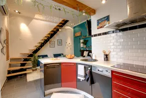 Modern renovated duplex near Cavaillon train station - Image 2