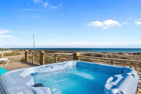 Oceanfront Oasis + Guesthouse: 2 Hot Tubs, Pool! - Image 3