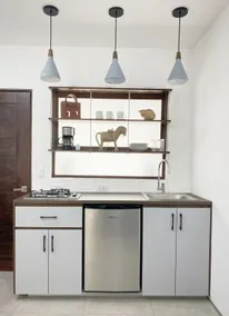 Minimalist Suite in Iconic Clavería - Image 3