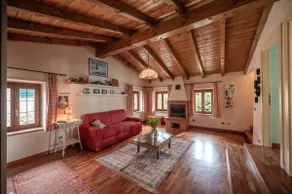 Villa Scala-Panoramic Holiday House - Image 4