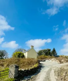 Idyllic Family farmhouse in beautiful West Cork - Image 3