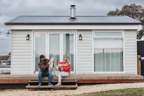 Gumnut Cottage Gippsland - Tiny Eco Stay w King Bed & Mountain Views - Image 3
