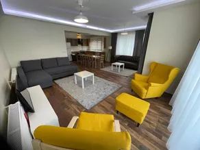Luxury 4 bedroom villa with seaview & garden - Image 5