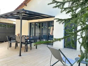 4 bedroom house in residence with pool - Image 3