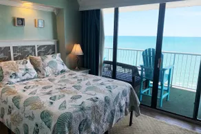 Penthouse Oceanfront Pools Hot Tub Beach Bar - Image 3