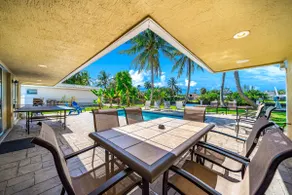 HEATED POOL+WATERFRONT+KAYAK+PING PONG / NEAR BEACH! - Image 5