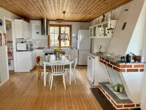 Cozy cottage next to the sea - Image 4