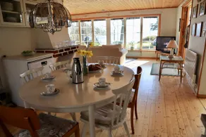 Cozy cottage next to the sea - Image 3