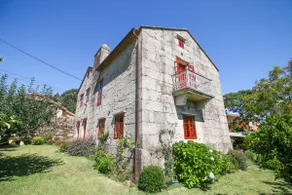 Family villa with garden and private pool. - Image 5