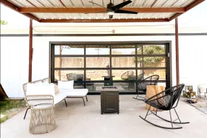 3BR Bungalow on 17th: Spacious Patio + Fire Pit - Image 3