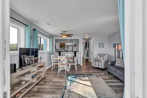 Adorable condo au bord de l'eau avec des vues incroyables. - Image 3
