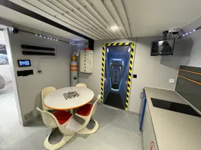 Intergalactic spaceship - Image 3