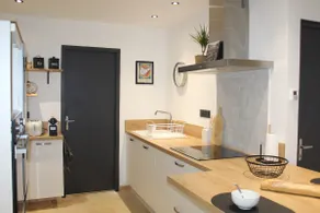 ”La Maison 4” nestled in the city/4 air-conditioned bedrooms - Image 3