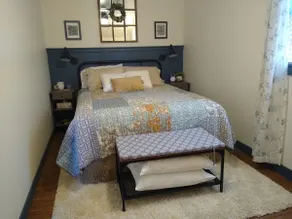 Carriage House 1 bedroom loft suite w/ fireplace. - Image 2