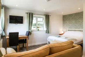A Devon escape to relax and enjoy the countryside - Image 5