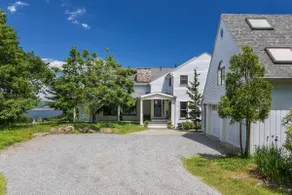 Classic Maine Coastline Estate - Image 2