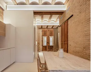 Design house with swimming pool near the sea - Image 4